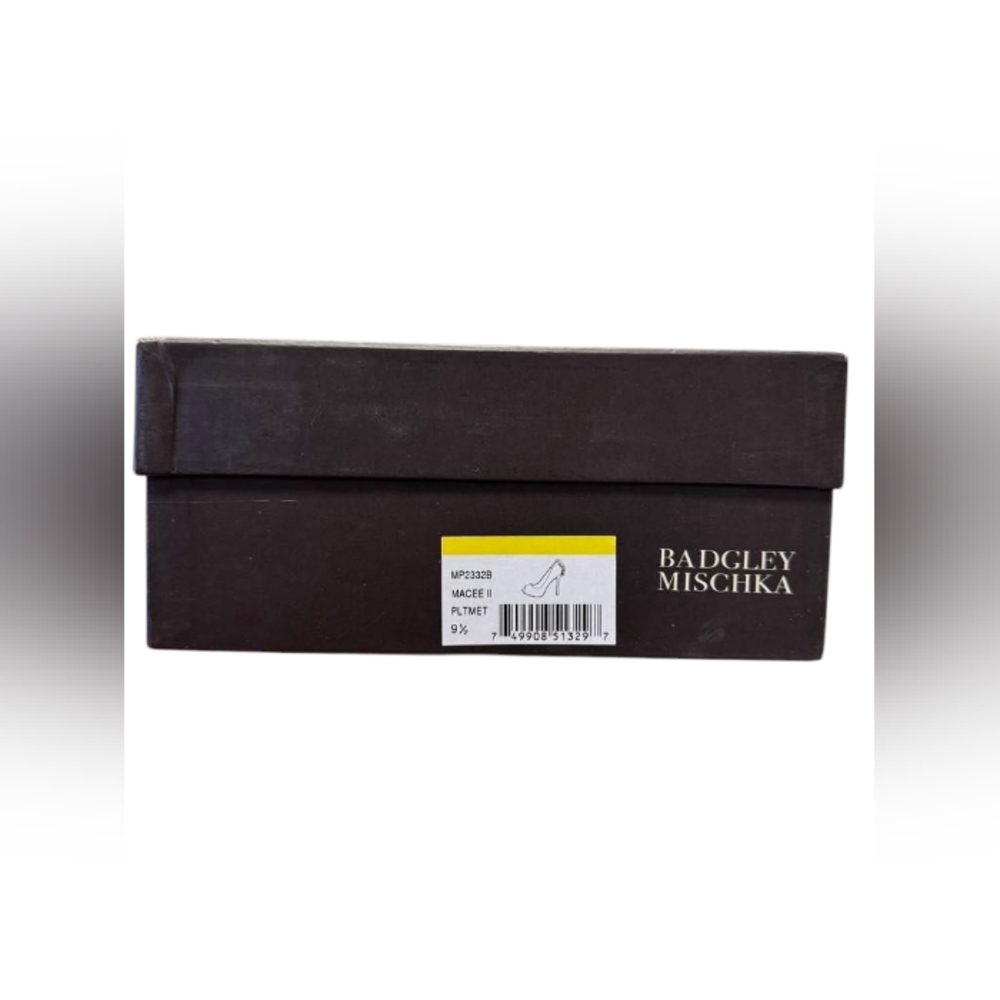 Badgley Mischka NWT Macee Heels Bows Champagne Size 9 1/2 - Picture 10 of 10